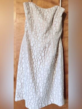 After Six Strapless Circle Lace Overlay Cocktail Sheath Dress 12 Sample Design
